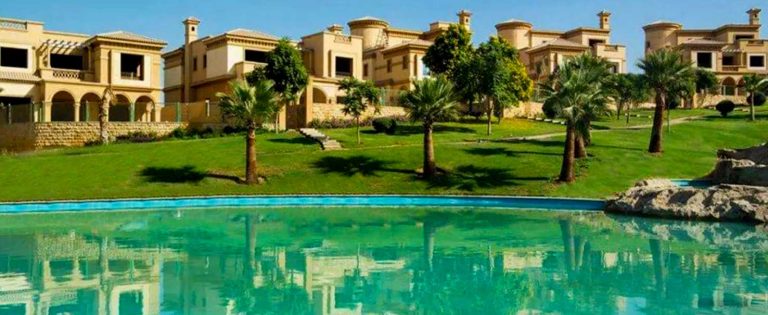 فيلا جاهزة للأستلام بمساحة تبدأ من 520متر في لوريف