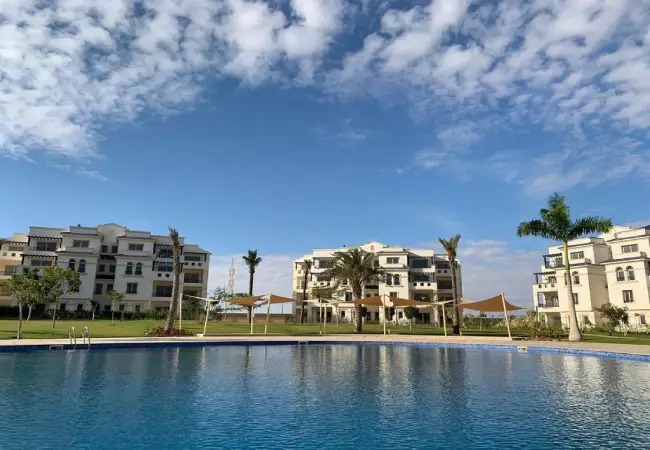 بسعر مغري احجز شقتك الان في لاجون أركو